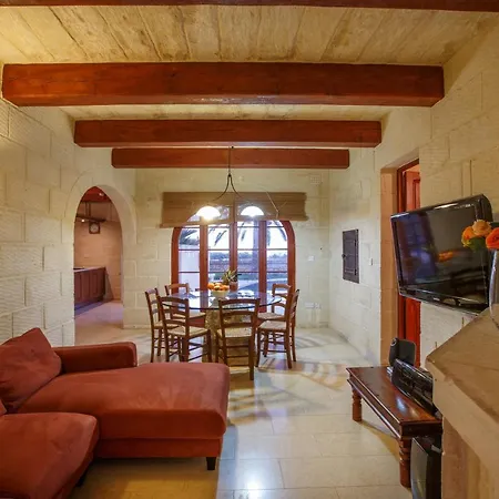 Holiday home 5 Bedroom With Private Pool & Views Gharb (Gozo)