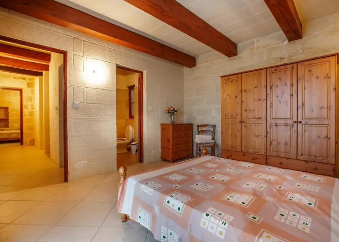 Holiday home 5 Bedroom With Private Pool & Views