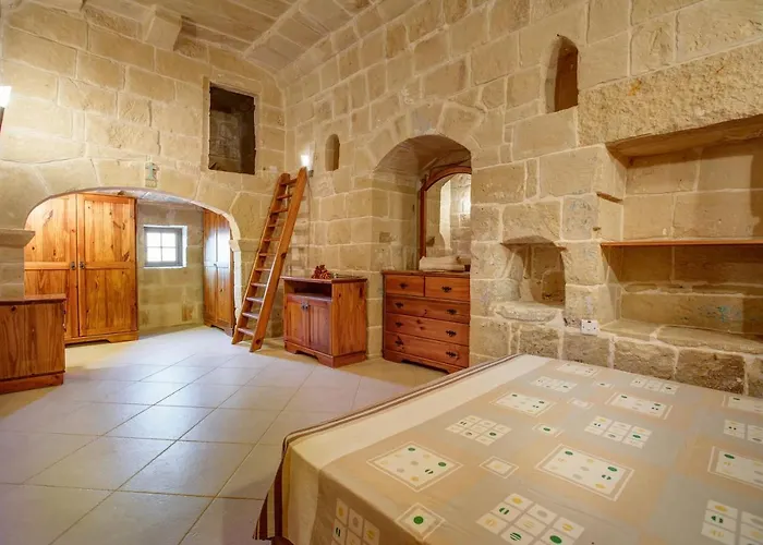 Holiday home 5 Bedroom With Private Pool & Views Gharb (Gozo)